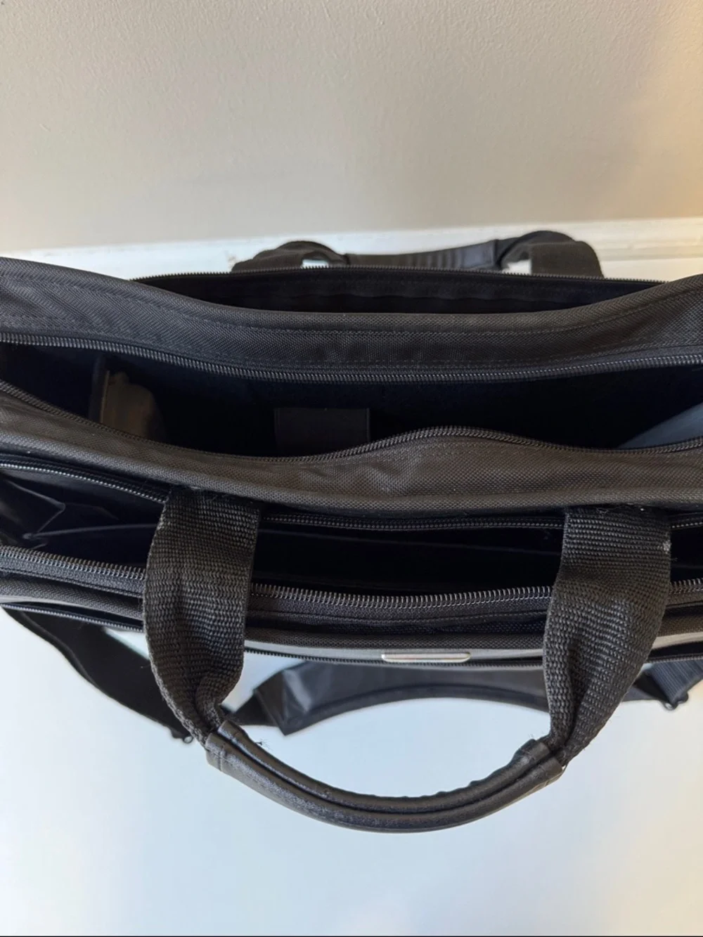 PORT Black Executive Laptop Briefcase - Professional Carry Bag